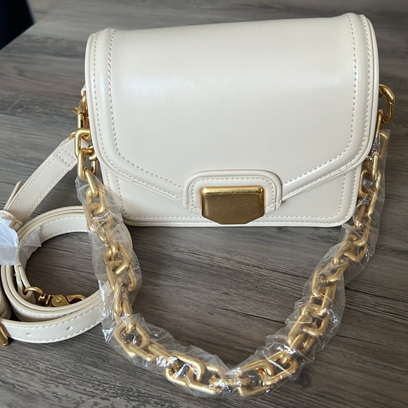 Zara Cross body bag with metal handle trim - Picture 2 of 10